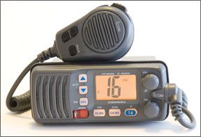 Icom M304