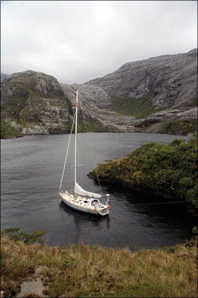 Glacier-Carved Rock-Bottom Coves