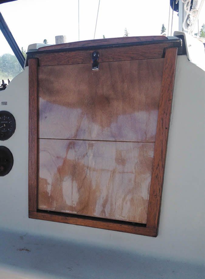 companionway hatch