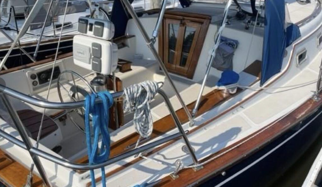 Island Packet 31 Used Boat Review