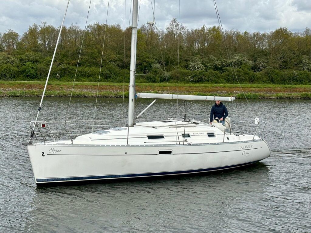 Beneteau 311, Catalina 310 and Hunter 326 Used Boat Comparison