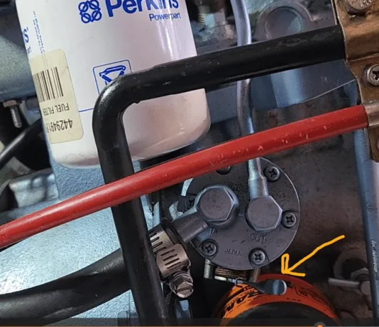 This is the faulty diesel lift pump, the arrow is pointing to the sluggish primer lever. That is an issue because the fuel lift pump needs to provide the right amount of fuel and fuel pressure to the injector pump. (Photo/ Marc Robic)