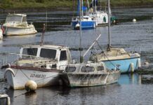 Old, decomposing fiberglass boats in Hennebont, next to Lorient, in the Morbihan region of Bretagne, France. (Photo/ Angie Richard)