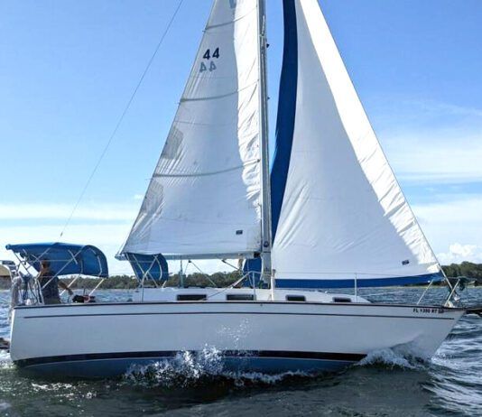 If you're looking for a roomy coastal cruiser and tend on the taller side, the Pearson 303's offers a solid build and 6-ft. 3-in. headroom. Photo courtesy of Sailboatlistings.com.